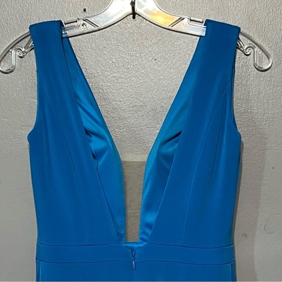 Jovani Formal/Prom Dress Sleeveless Fitted Open Back Plunging Floor Length Gown - Picture 13 of 15